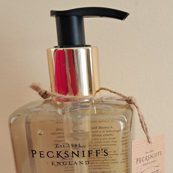 Pecksniff's  England Honey and Almond Luxury Moisturizing Handwash. - Picture 2 of 8